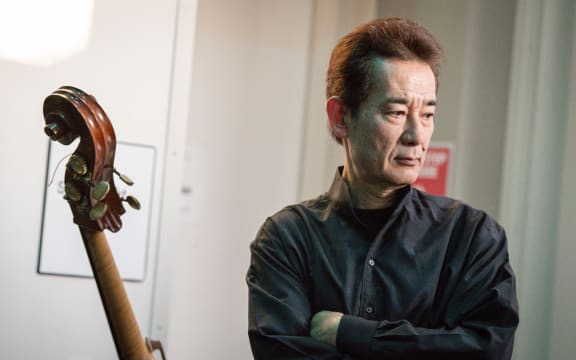 Double bass player Hiroshi Ikematsu