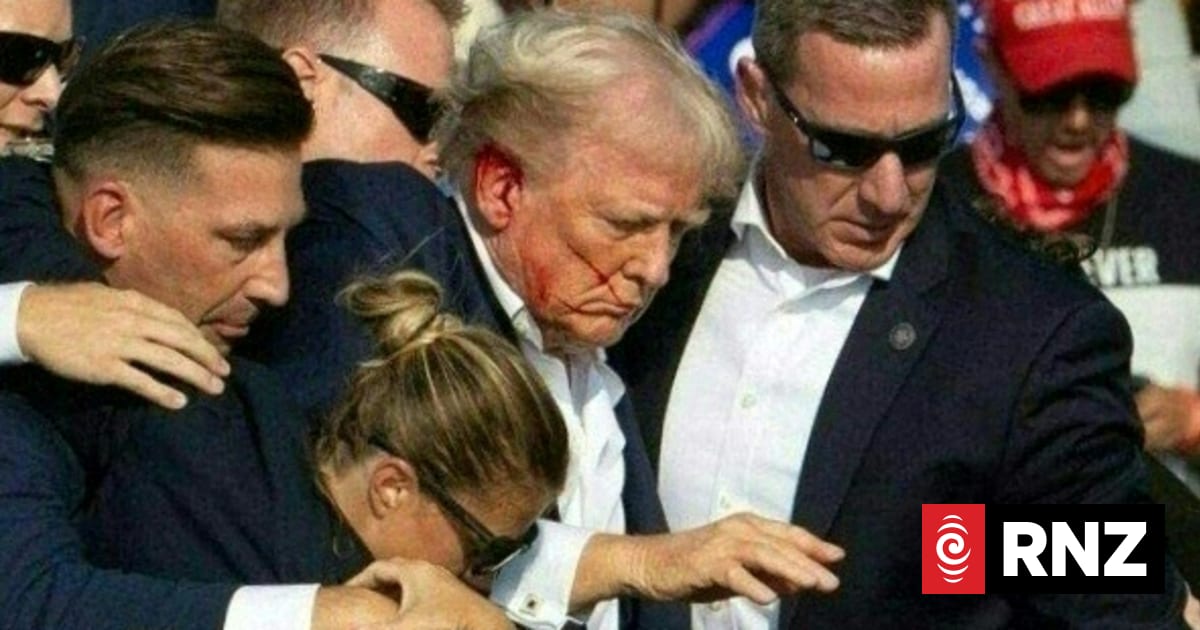Updates: Trump injured after shots heard at rally in Pennsylvania | RNZ