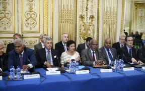 The 1998 agreement promises to increase autonomy for the archipelago and set a referendum to take place between 2014 and 2018 on whether to remain part of the French Republic or become an independent state.
