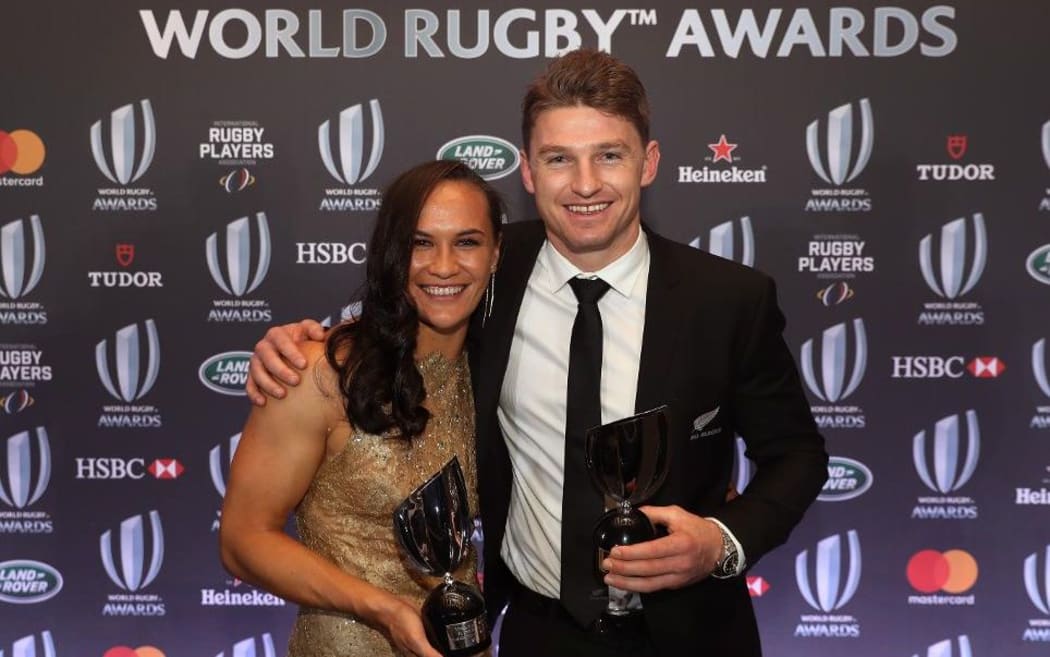 Portia Woodman and Beauden Barrett win 2017 World Rugby Awards.