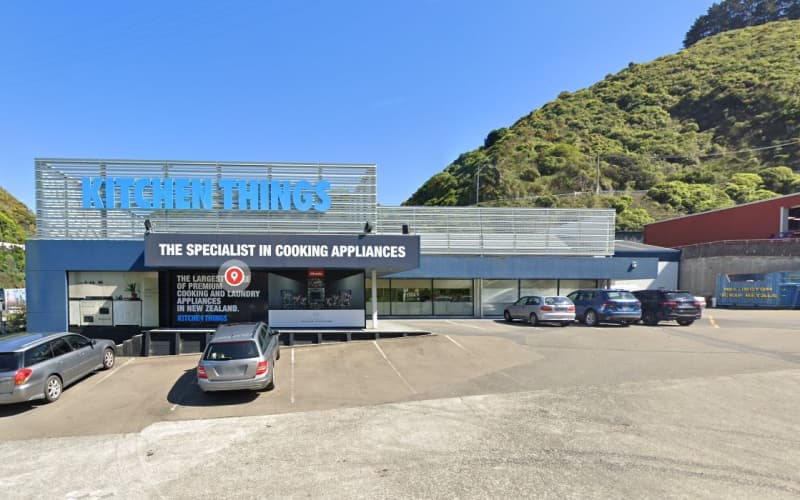 Two Kitchen Things stores to shut as buyers can't be found | RNZ