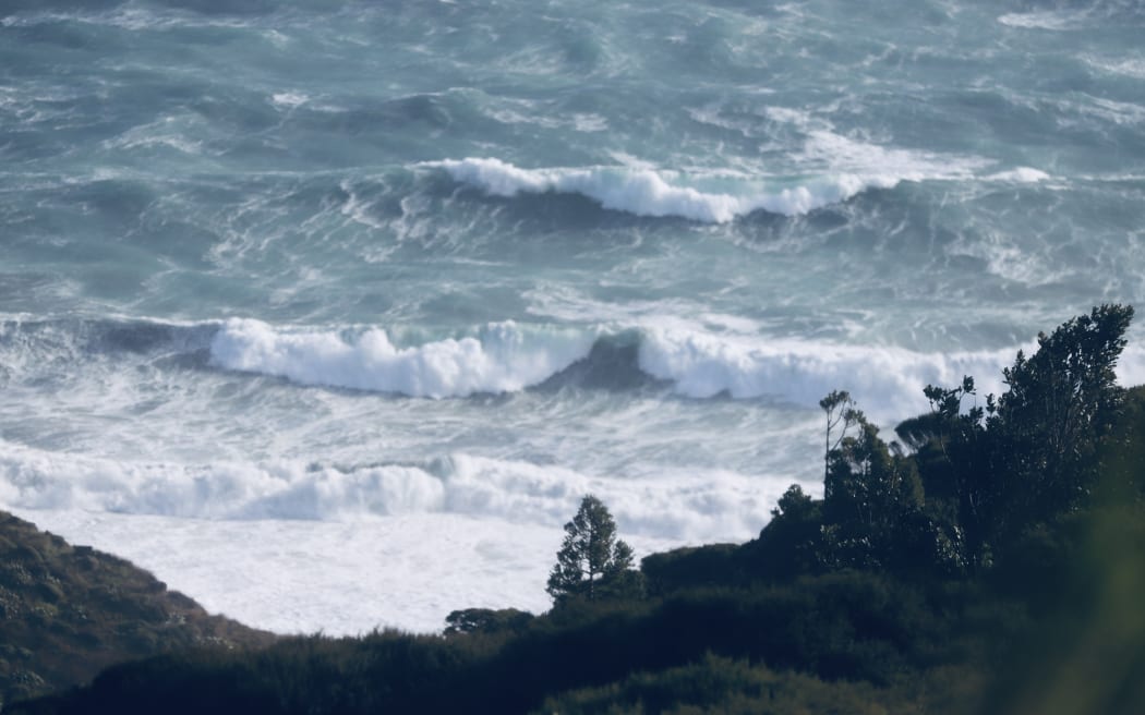 Piha waves, ocean, sea, rough, tide