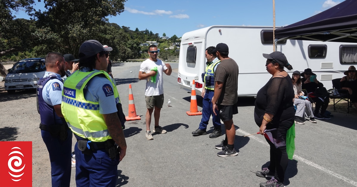 Taipā protesters should target commercial boats, not local fishers - Doubtless Bay organiser - Vimarsana News