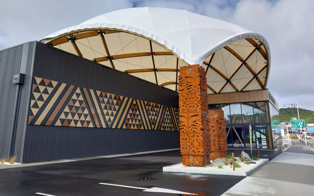 The new Māwhera Pa building, part of the Pounamu Pathway, opened in late 2023 at the entrance to the Greymouth CBD.