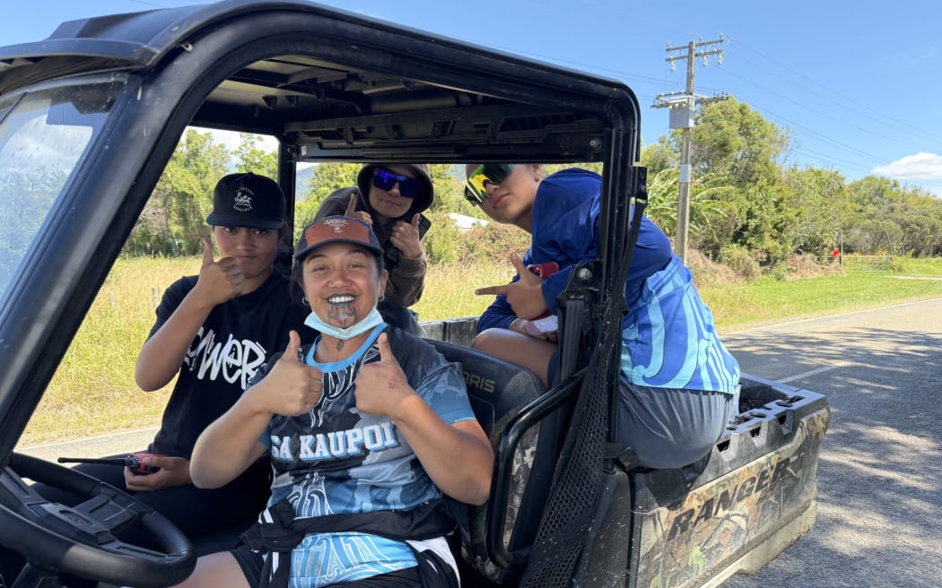 Tani Atkins-Waitoa and her crew deliver lunches to the workers around Te Araroa.