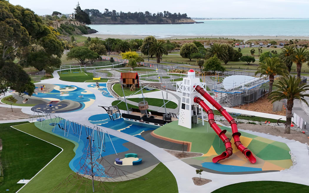 Caroline Bay playground lighthouse