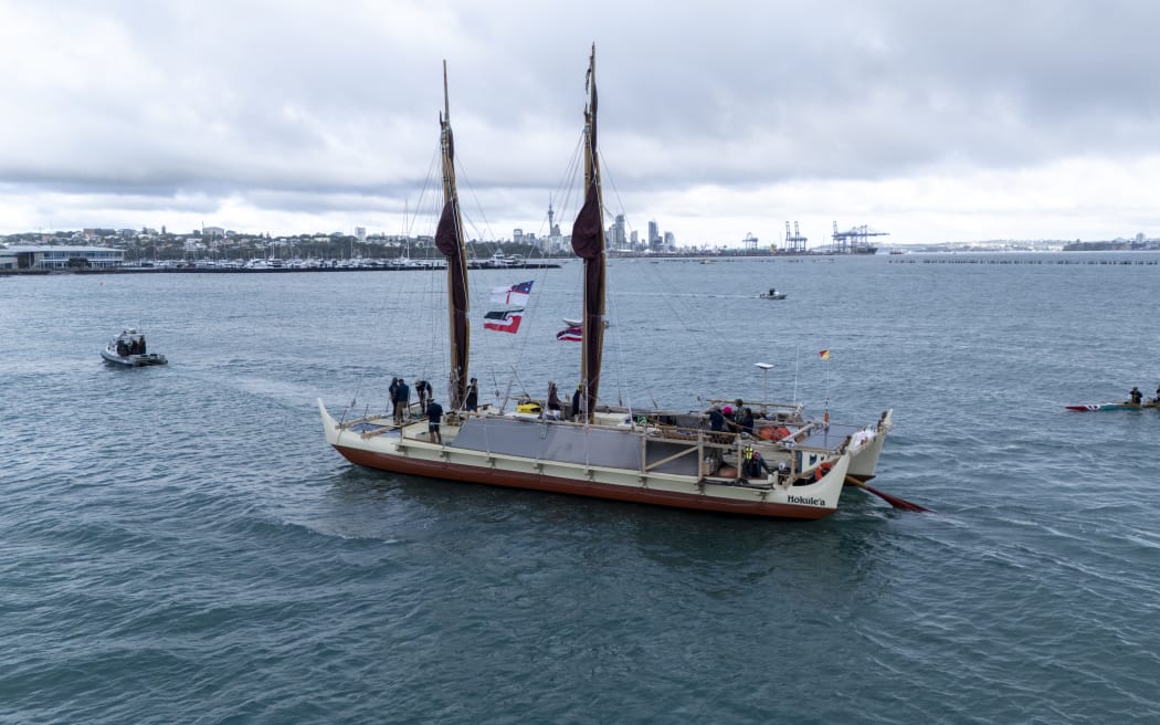 Hōkūleʻa and her sister vessel Hikianalia were welcomed into Ōkahu Bay by Ngāti Whātua Ōrākei, joined by Haunui, a waka hourua from Te Toki Voyaging Trust.