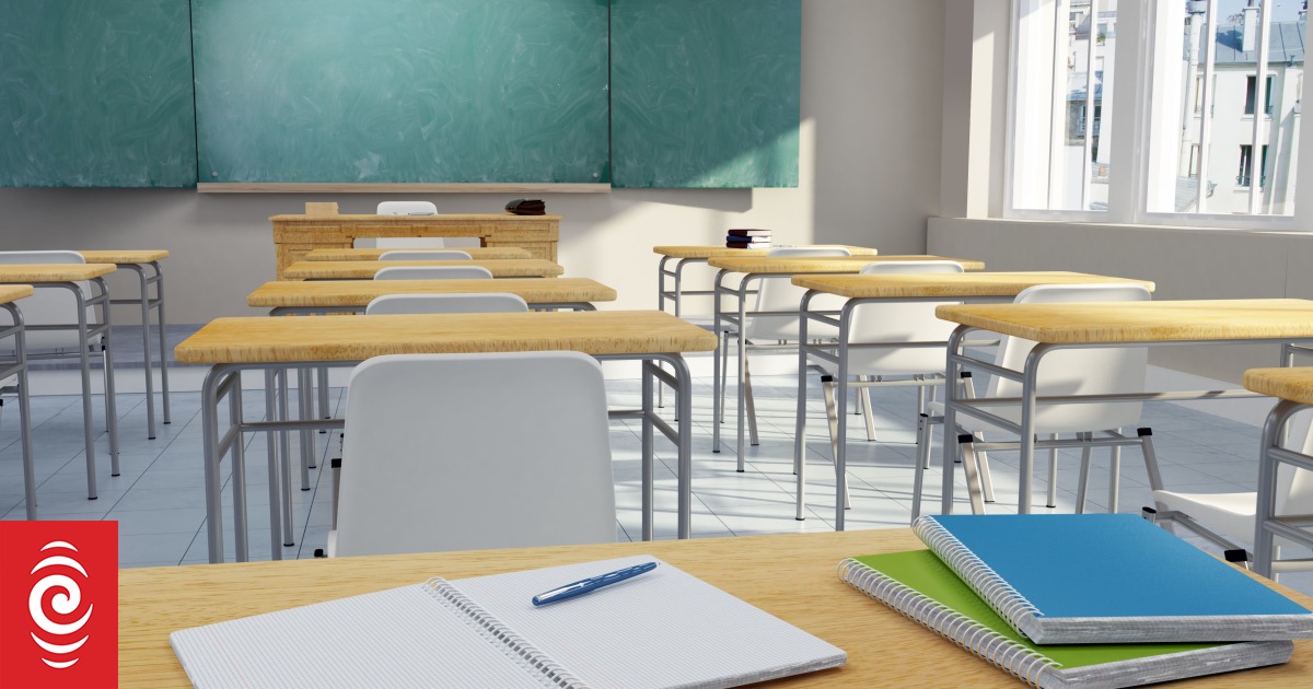 Secondary principals settle collective agreement negotiations