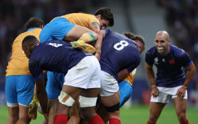 France's lock Cameron Woki and Uruguay's number eight Manuel Diana Olaso fight for the ball. Rugby World Cup 2023.