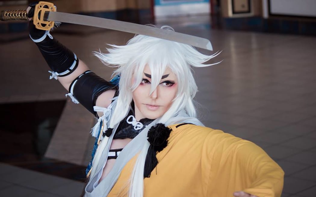 Dr Emerald King cosplaying as Kogitsunemaru