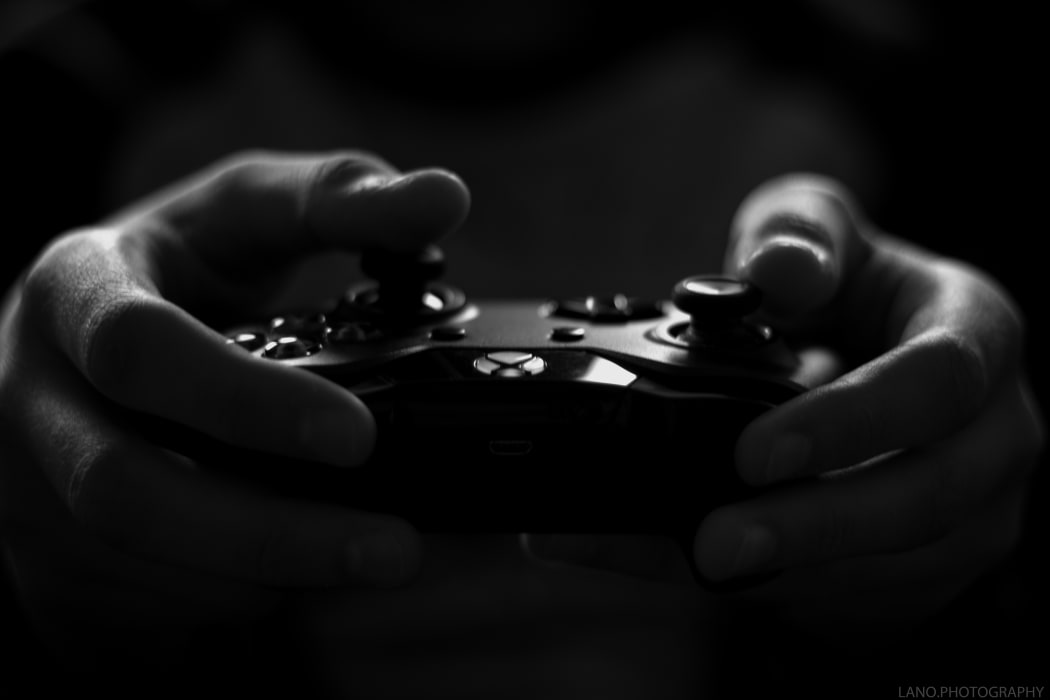 hands of a gamer