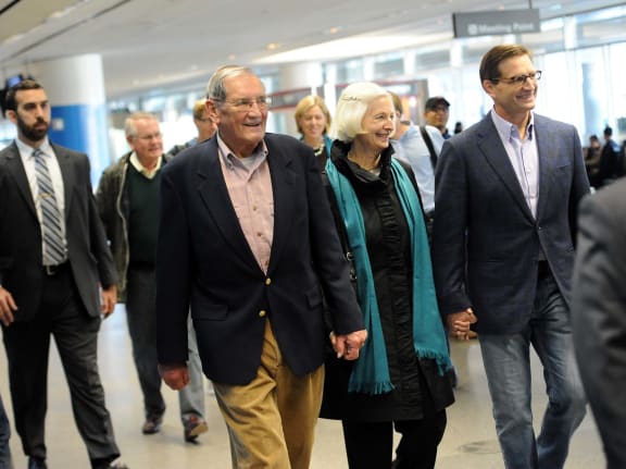 Korean War veteran Merrill Newman with his wife Lee and son Jeff (right) at San Francisco International Airport.