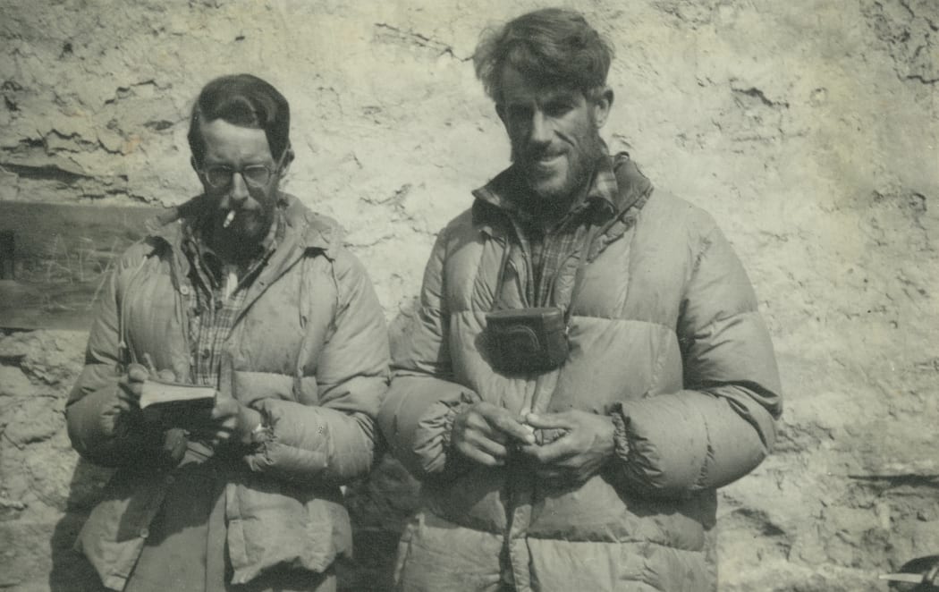 Earle Riddiford (L) and Sir Edmund Hillary in the Himalayas