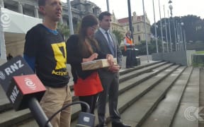 Close to 10,000 sign young woman's mental health petition: RNZ Checkpoint