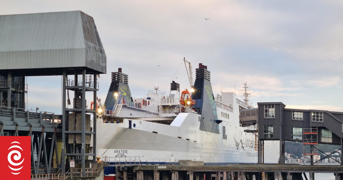 Interislander ferry Aratere damaged berthing into Wellington harbour ...