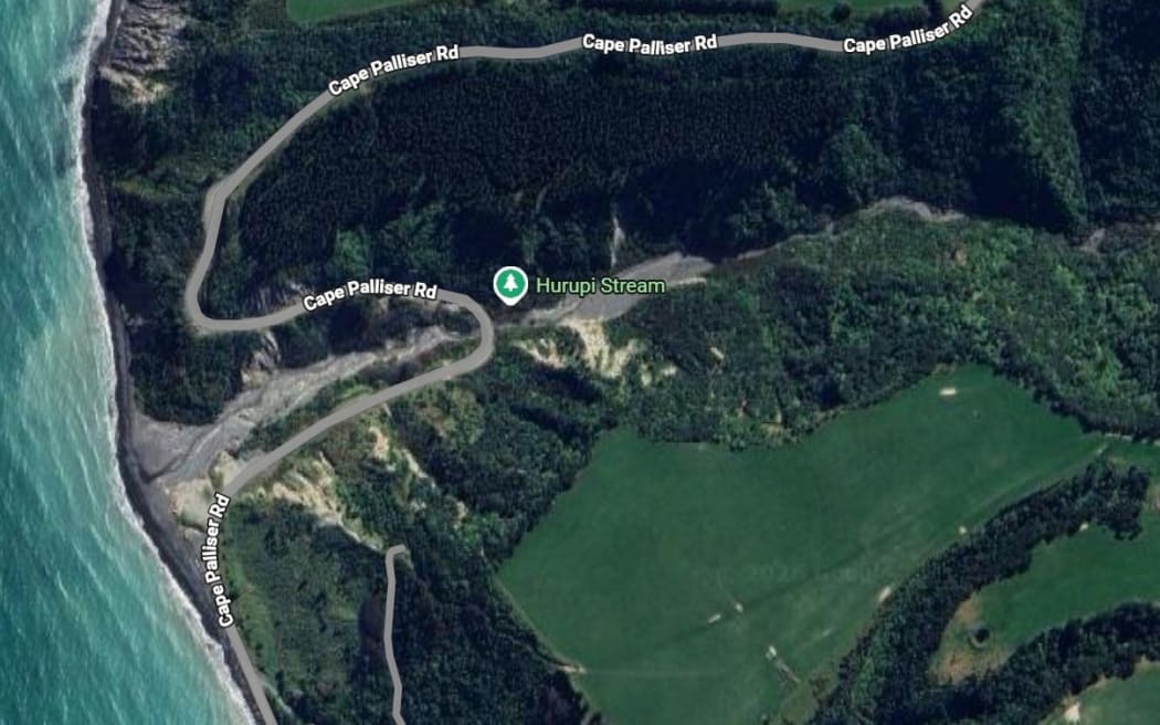 More than 100 people are isolated on the south coast of Wairarapa after the "Banana Bridge" across the Hurupi Stream was deemed structurally unsafe.