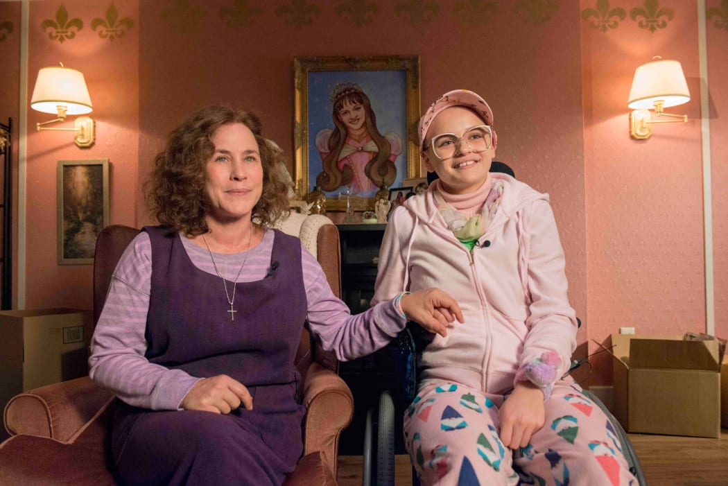 Dee Dee Blanchard (Patricia Arquette), Gypsy Rose Blanchard (Joey King) in The Act.