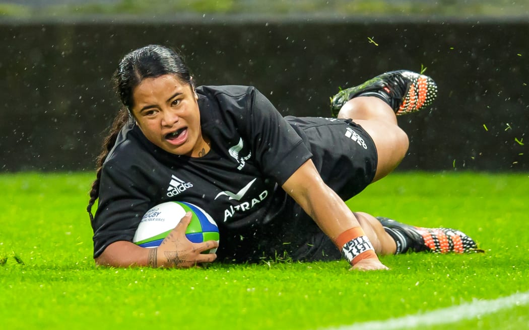 Ayesha Leti-I’iga of New Zealand scores a try during Pacific Four round three women's rugby match between New Zealand and USA at Semenoff Stadium in Whangarei, New Zealand on Saturday June 18, 2022. Copyright photo: Aaron Gillions / www.photosport.nz