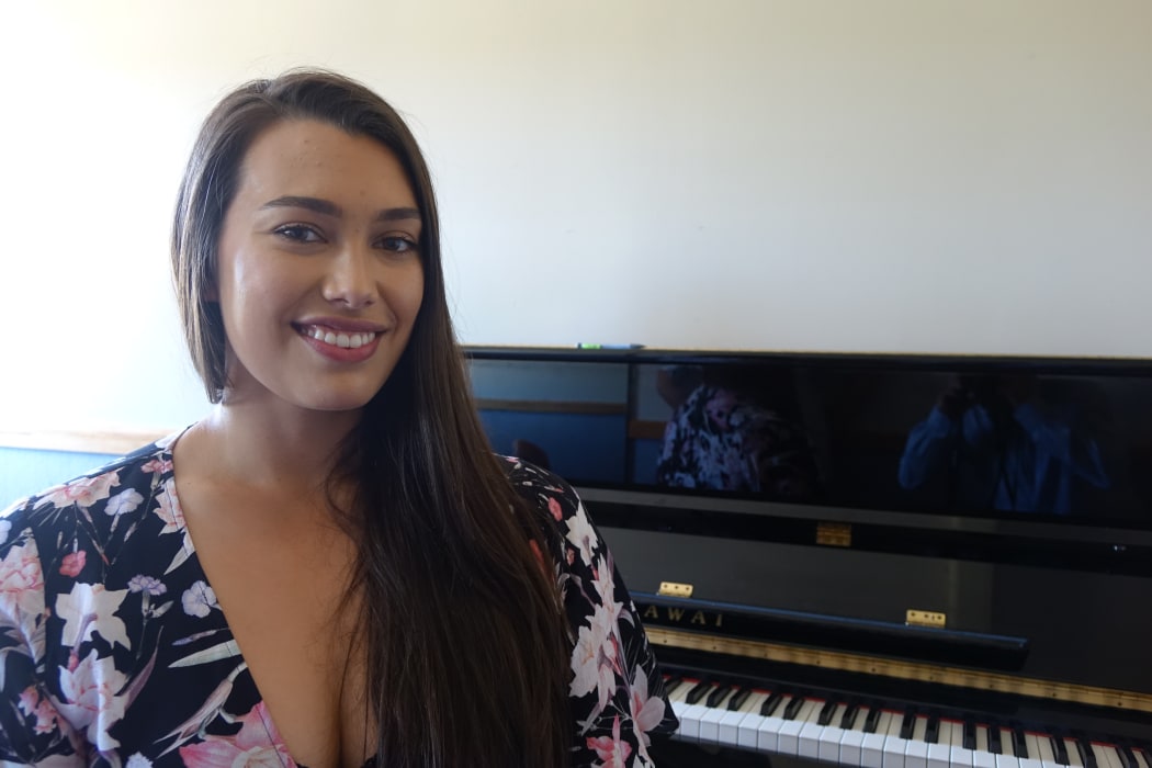 Auckland soprano Isabella Moore has returned to Whanganui from San Francisco where she studying under Cuban Cesar Ulloa, this year's other international tutor at Opera School