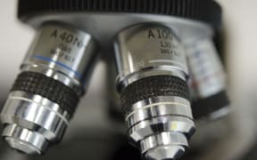 Microscope