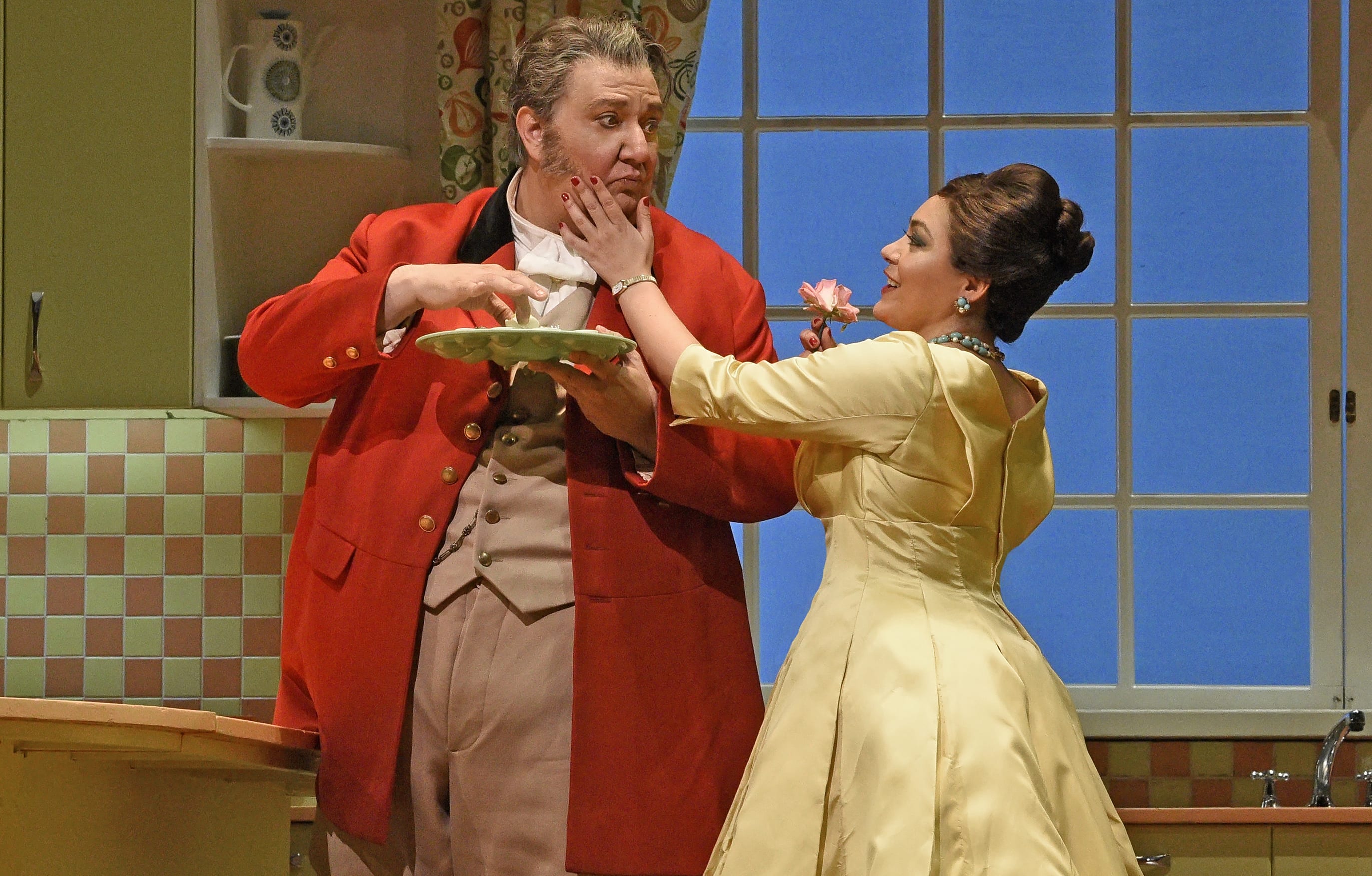 Ailyn Pérez as Alice and Ambrogio Maestri as Falstaff