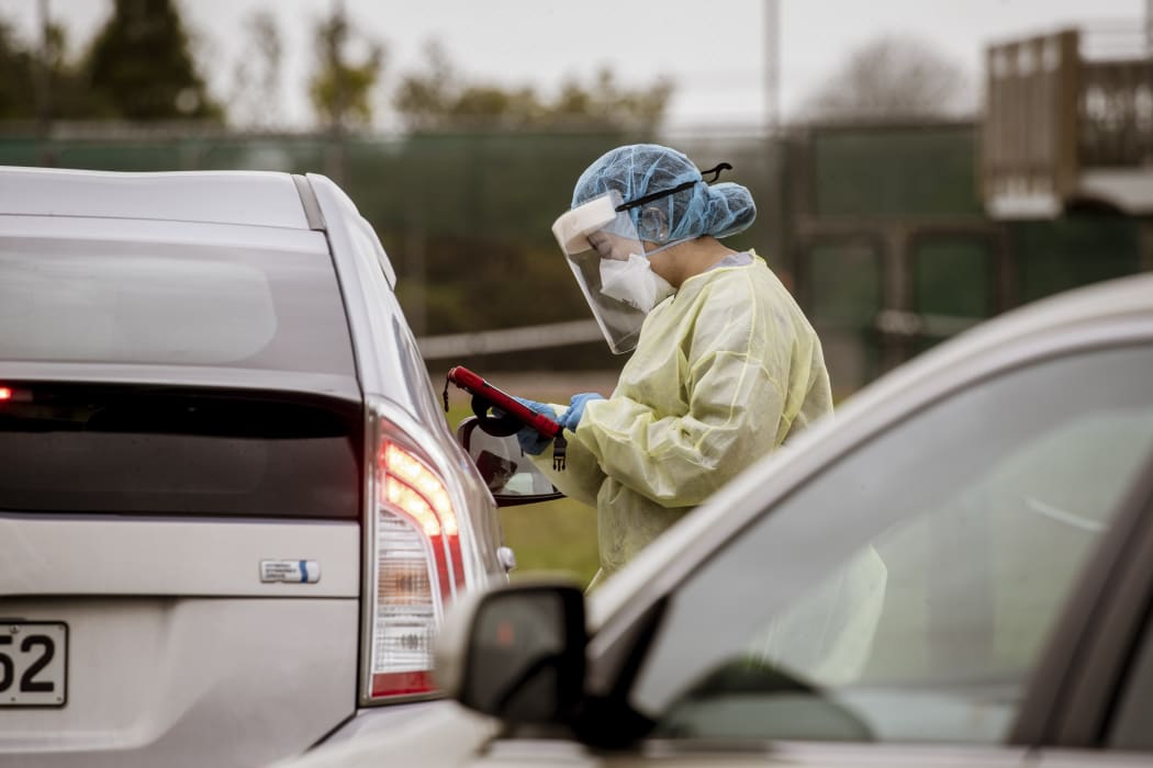 Both the Ōtara and Clover Park Covid testing sites appeared to be near empty on Wednesday. While staff wouldn’t provide exact numbers, they said very few people were turning up to get swabbed.