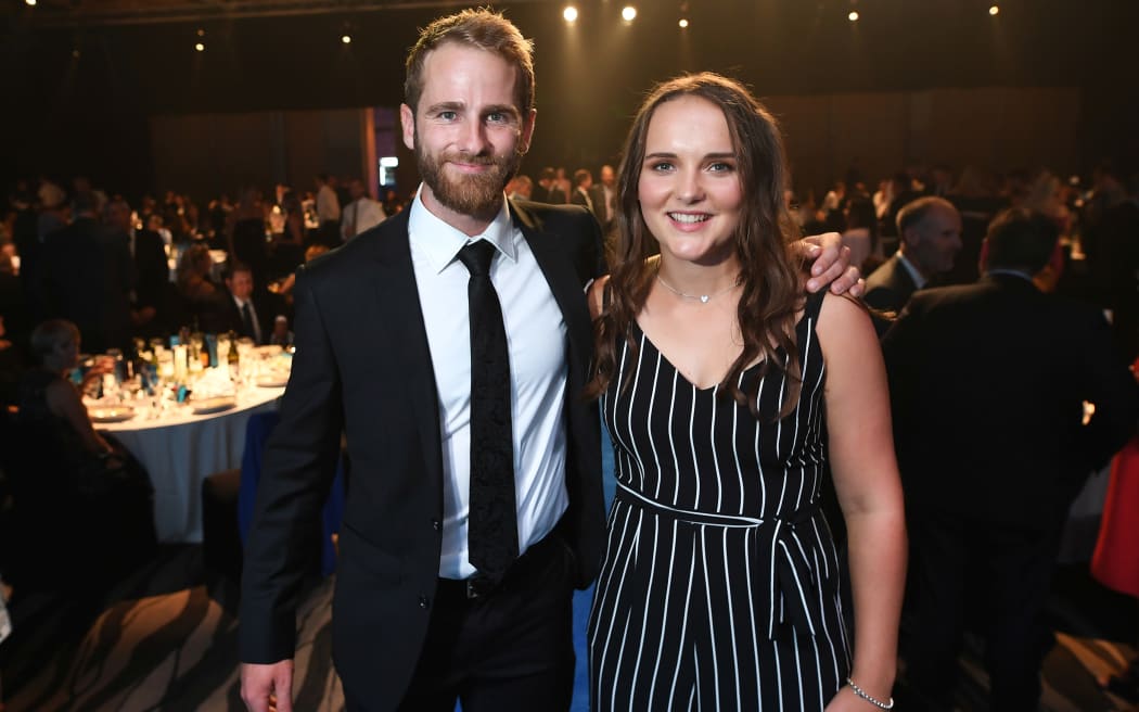 Kane Williamson and Amelia Kerr.
ANZ New Zealand Cricket Awards for the 2018/19 seasons. Sky City Casino, Auckland, New Zealand. Thursday 21 March. © Copyright photo: Andrew Cornaga / www.photosport.nz