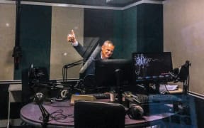 Guyon Espiner delivers a poroporoaki, bidding farewell to Morning Report.