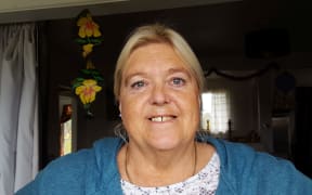 Sharon Nevitt, midges