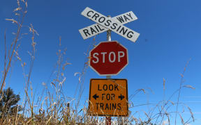 railway crossing generic