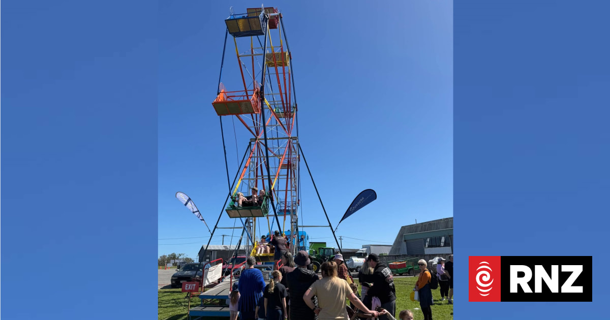 Two girls injured after falling from ferris wheel at Greymouth agricultural show