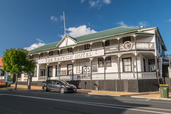 The Kentish Hotel, Waiuku.