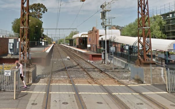Glenhuntly station, Melbourne