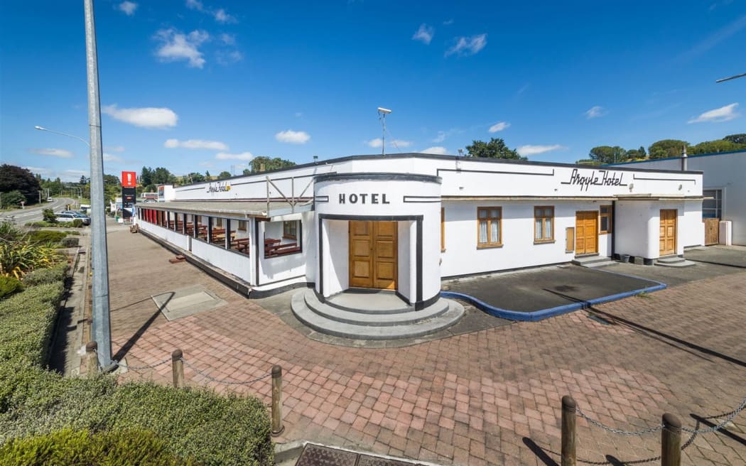 The Argyle Hotel in Hunterville.