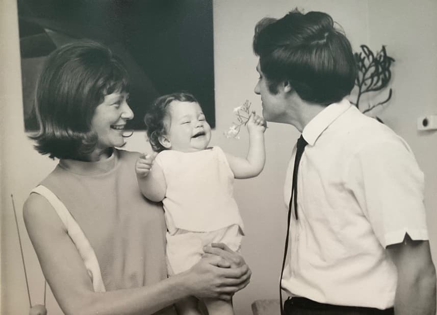 Jeannie with her parents George and Elspeth.