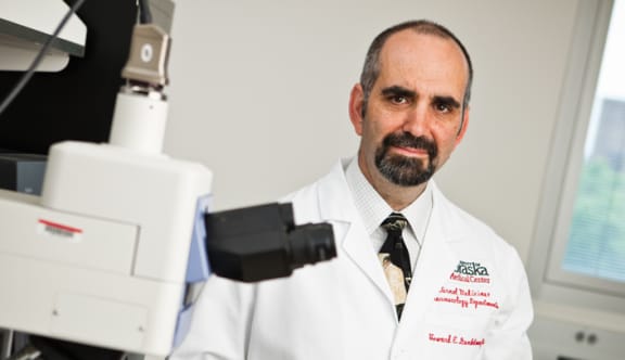 Professor Howard Gendelman