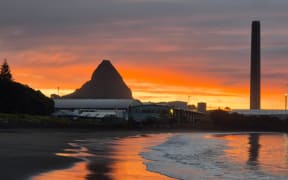 Paritutu and the chimney from Ngāmotu Beach. Photo credit Jo Taylor
