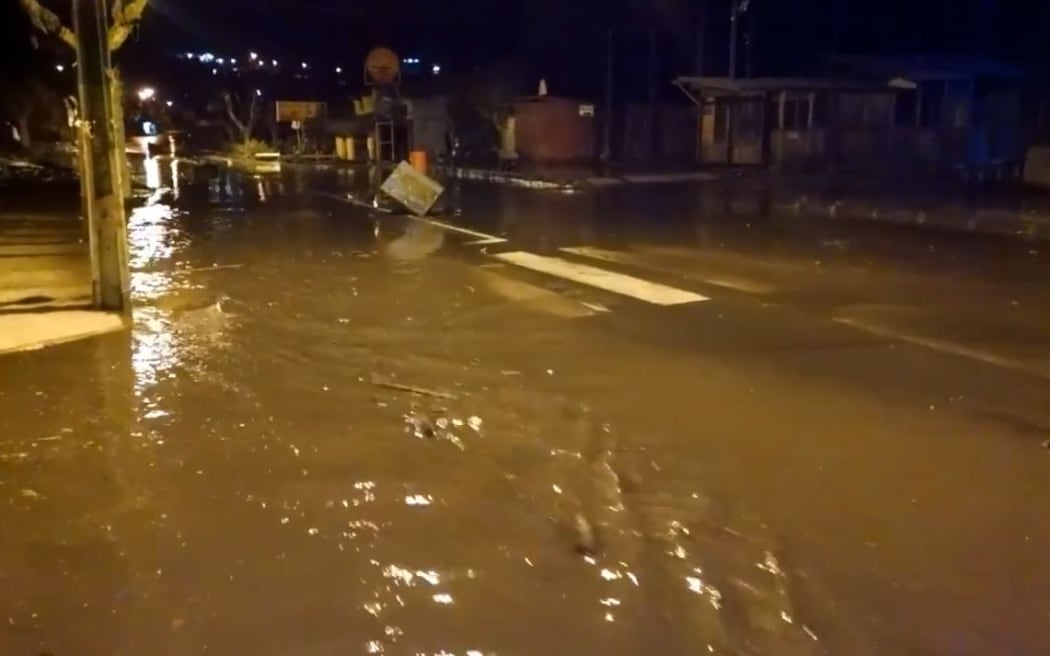 A video posted by ABC News to Facebook appears to show high water sweeping through streets in Chile.