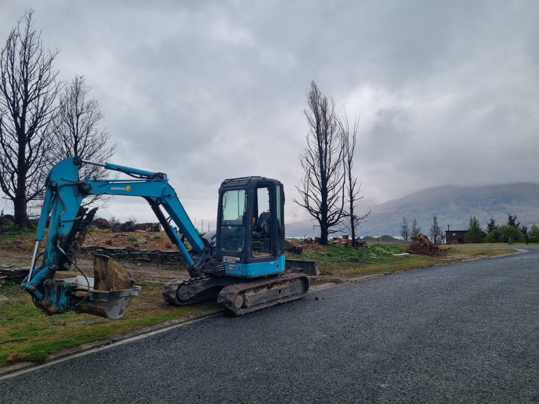 Homes are being rebuilt in Lake Ōhau after many were devastated by a fire last year