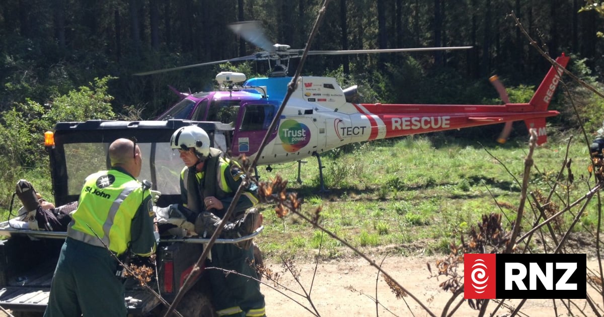 Motocross rider injured during race | RNZ