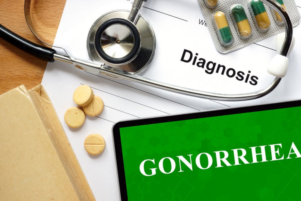 sign and medication re gonorrhoea