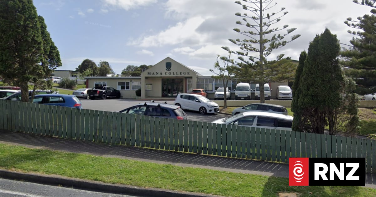 Mana College in lockdown over chemical incident