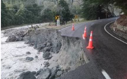 Motorists will have to pass through this drop out along the Mangahauini Gorge if travelling between Tokomaru Bay and Te Puia Springs. This area will be controlled by traffic lights.