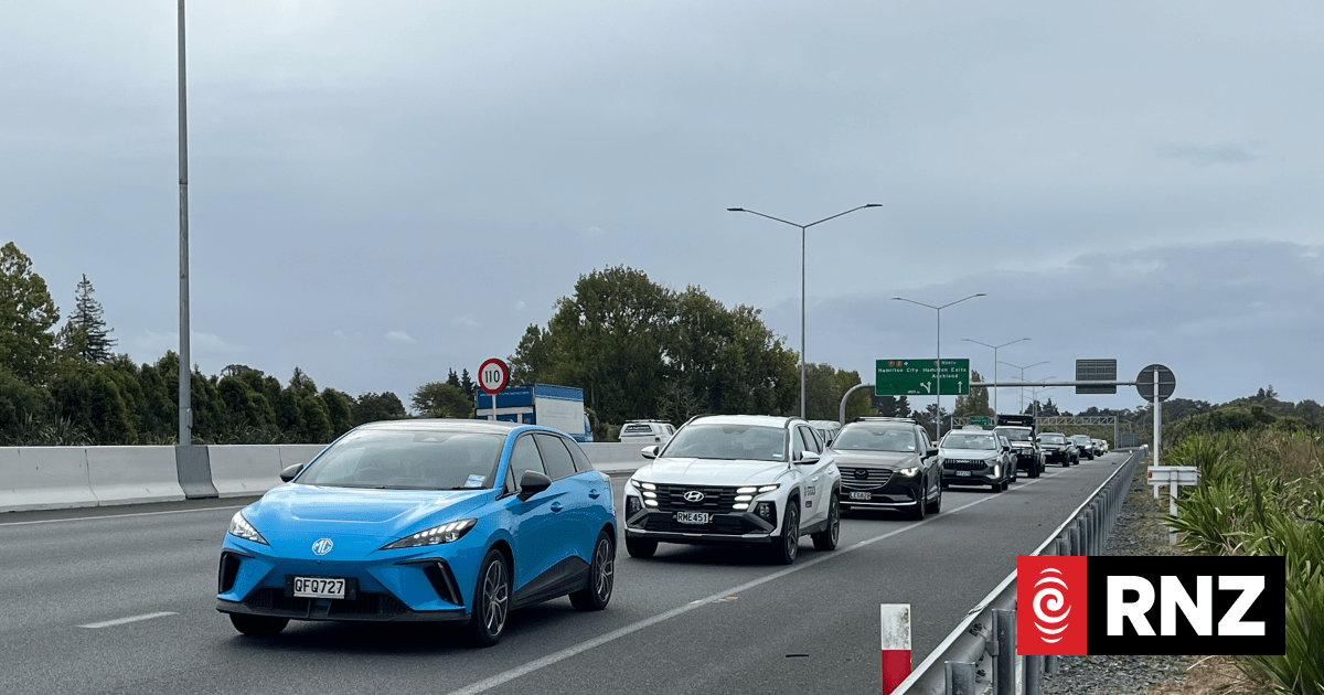 Closure of intersection in Hamilton's south-east causes commuter chaos