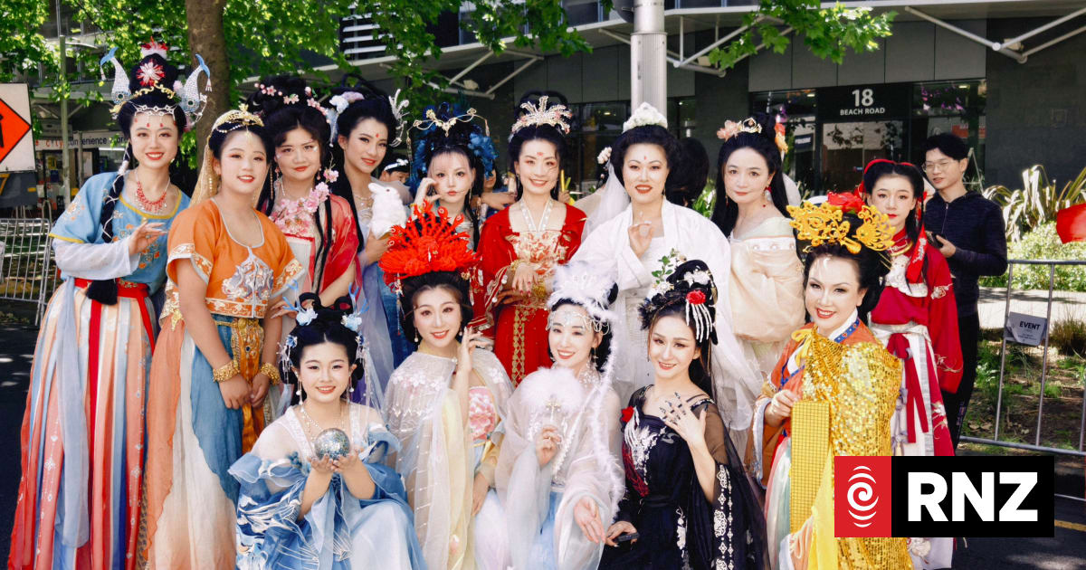 汉服与旗袍：中华传统服饰成为新西兰的亮丽风景线| RNZ