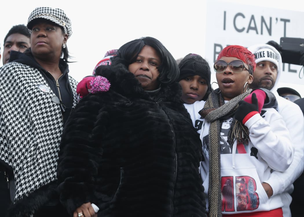 (L-R) Sybrina Fulton, the mother of Trayvon Martin; Samaira Rice, the mother of Tamir Rice; and Lesley McSpadden, the mother of Michael Brown Jr