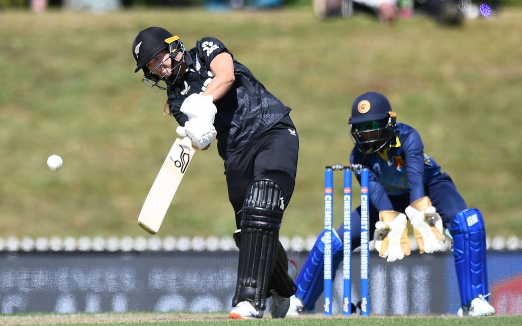 New Zealand player Izzy Gaze during the 2nd One Day International New Zealand White Ferns v Sri Lanka. Saxton Oval, Nelson, New Zealand.