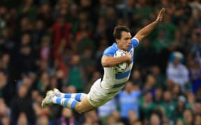 Argentina winger Juan Imhoff scores against Ireland RWC2015.