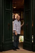 Bill Culbert in the doorway of the New Zealand pavilion in Venice.