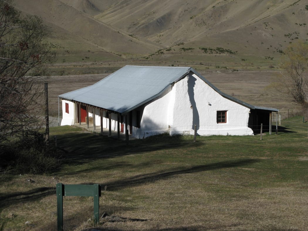 Acheron Accommodation House